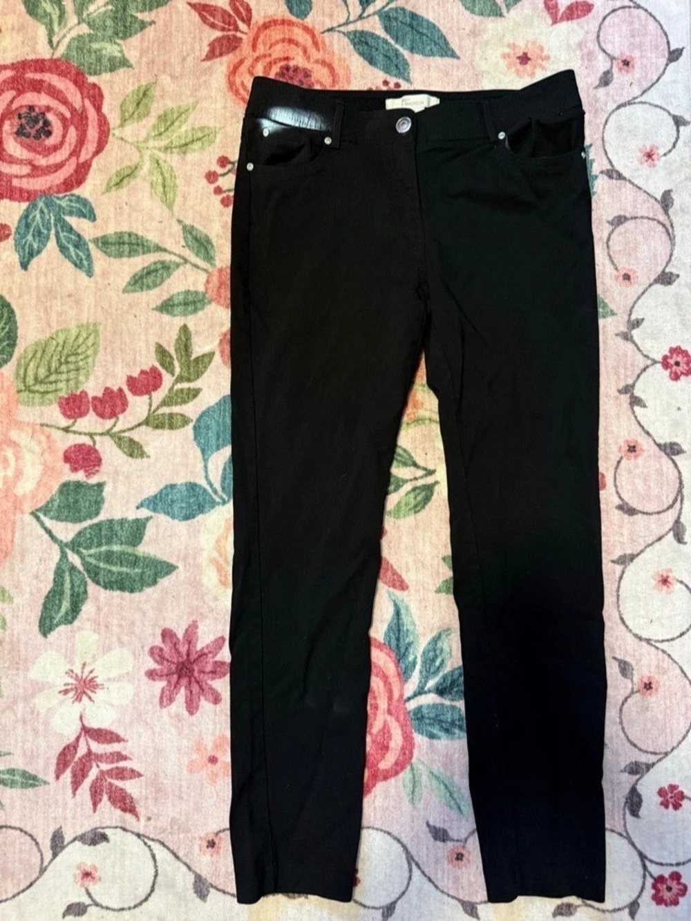 Madison Women's Black Pants Size 8P